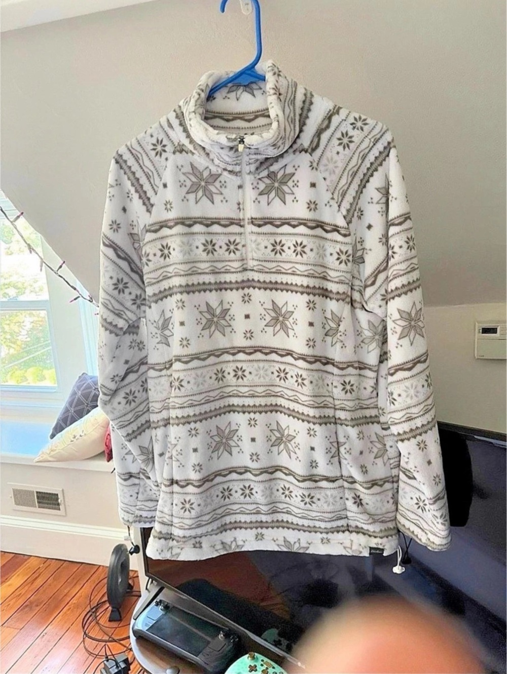 Eddie Bauer Snowflake 1/4 Zip Fleece Pullover White & Gray XL